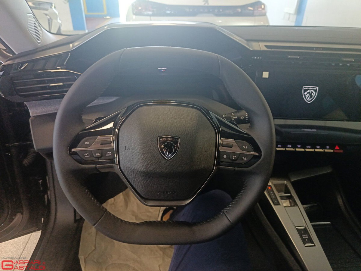 Peugeot 308 PureTech Turbo 130 S&S EAT8 Allure (8)