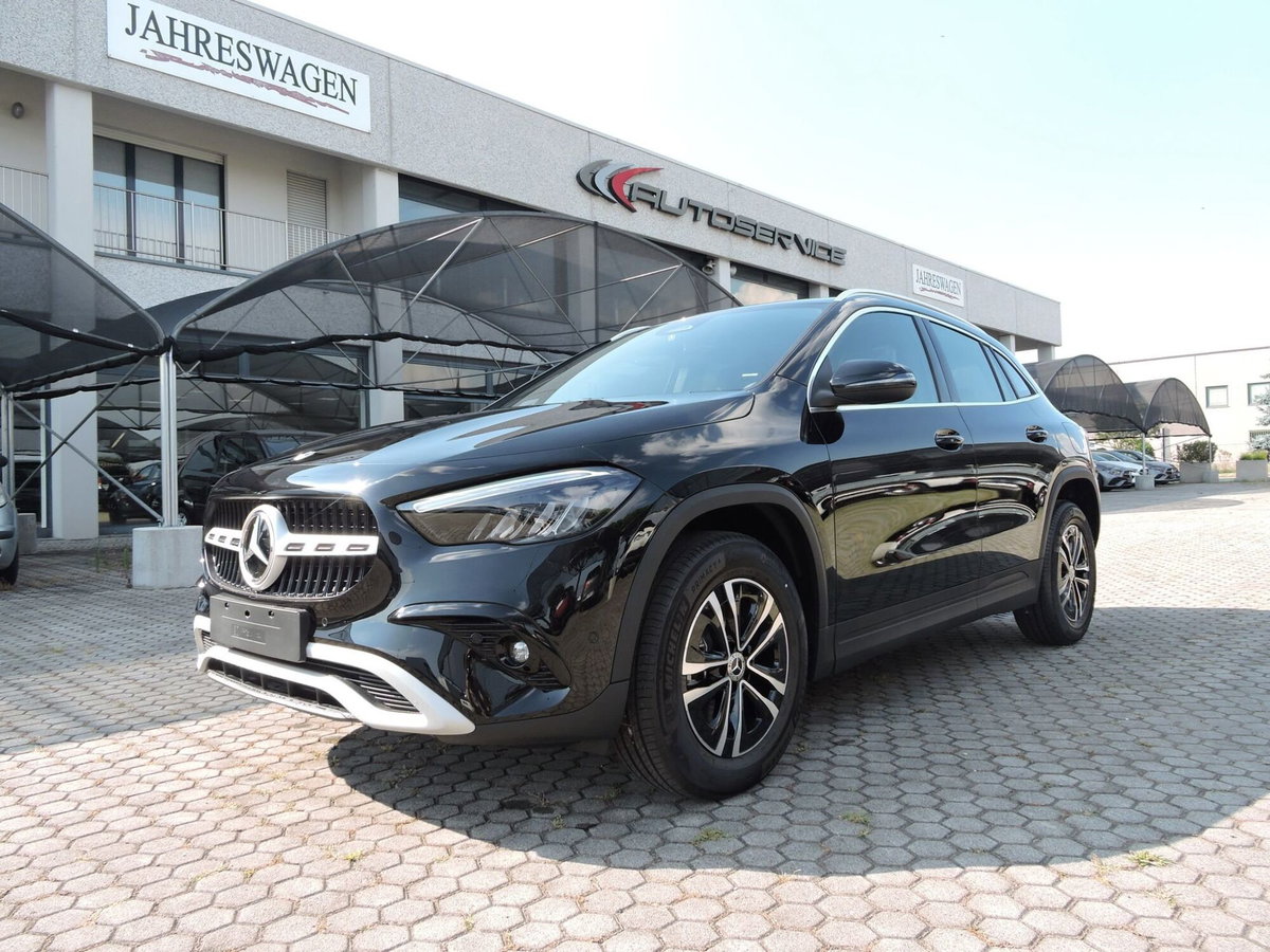 Mercedes-Benz GLA SUV 180 Advanced auto