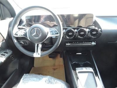 Mercedes-Benz GLA SUV 180 Advanced auto (10)