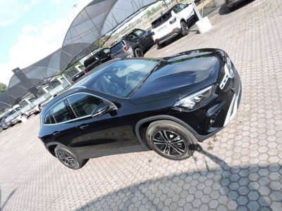 Mercedes-Benz GLA SUV 180 Advanced auto (3)