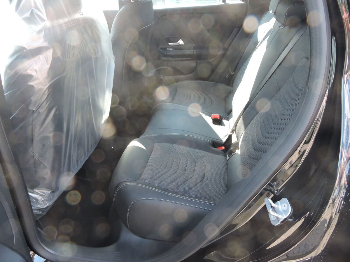 Mercedes-Benz GLA SUV 180 Advanced auto (9)