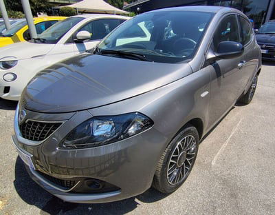 Lancia Ypsilon 1.0 FireFly 5 porte S&S Hybrid Gold Plus usata