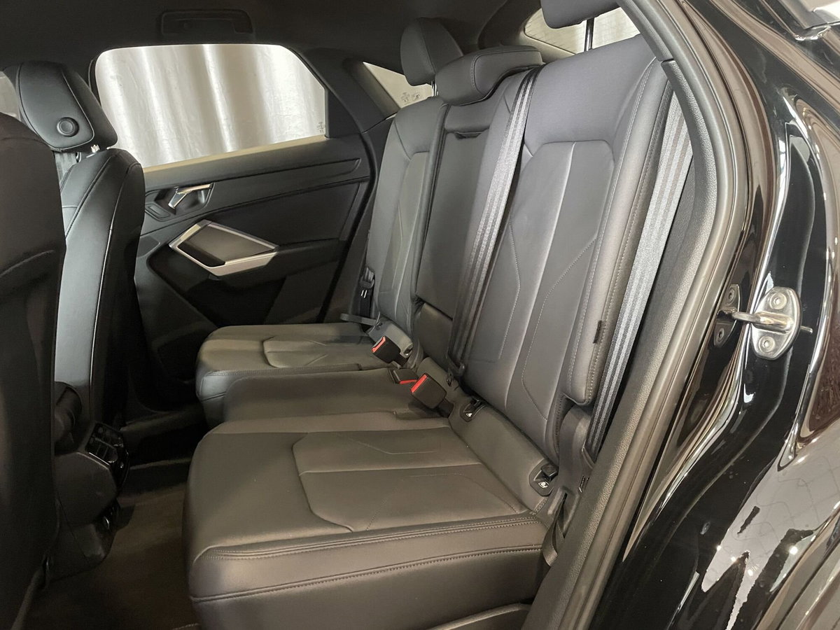 Audi Q3 Sportback 35 TDI quattro S tronic S line edition (10)