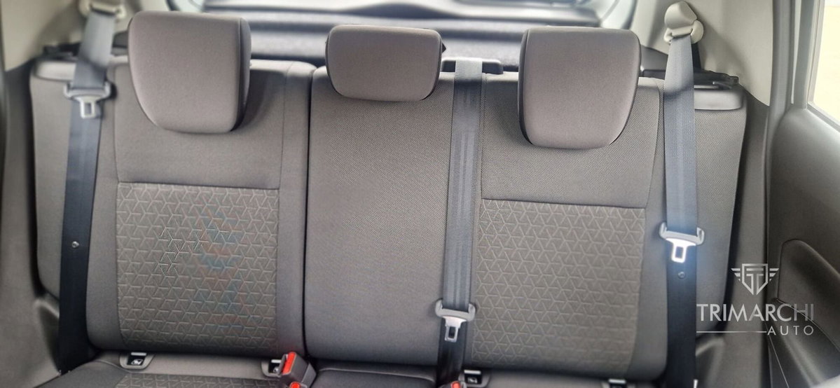Suzuki Swift 1.2 Hybrid 4WD AllGrip Easy Top (19)