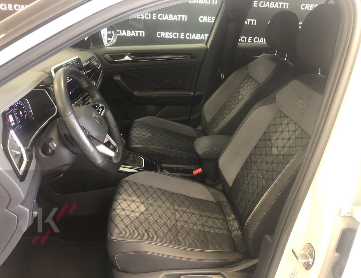Volkswagen T-Roc 2.0 tdi R-Line 4motion 150cv dsg (8)