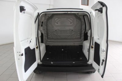 Fiat Fiorino 1.3 MJT 80CV Combi Semi SX (10)