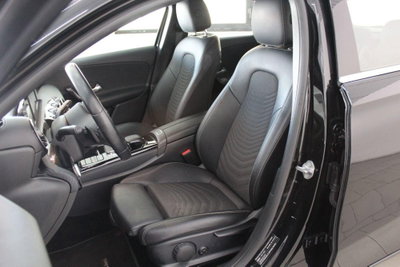 Mercedes-Benz Classe A 180 d Automatic Business (12)