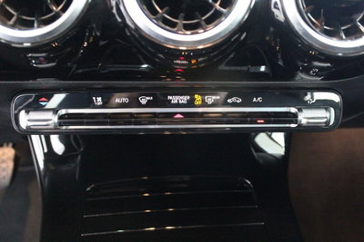 Mercedes-Benz Classe A 180 d Automatic Business (16)