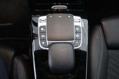 Mercedes-Benz Classe A 180 d Automatic Business (17)
