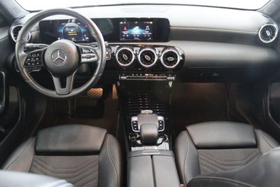 Mercedes-Benz Classe A 180 d Automatic Business (7)