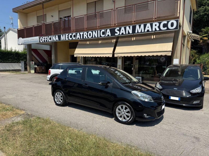 Toyota Yaris 1.3 5 porte Lounge