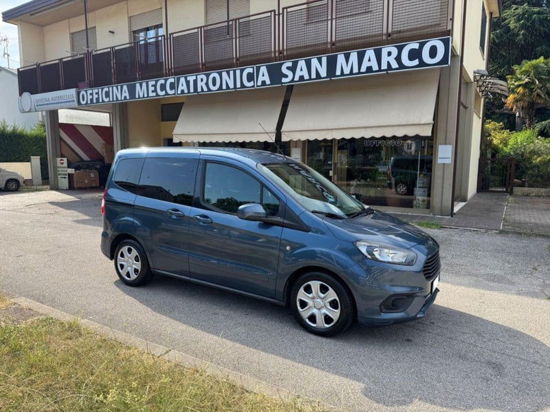 Ford Tourneo Courier 1.5 TDCI 100 CV Plus