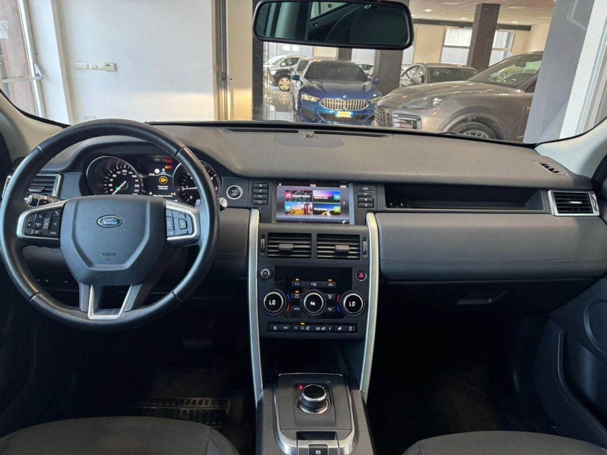 Land Rover Discovery Sport 2.0 TD4 150 CV SE (11)