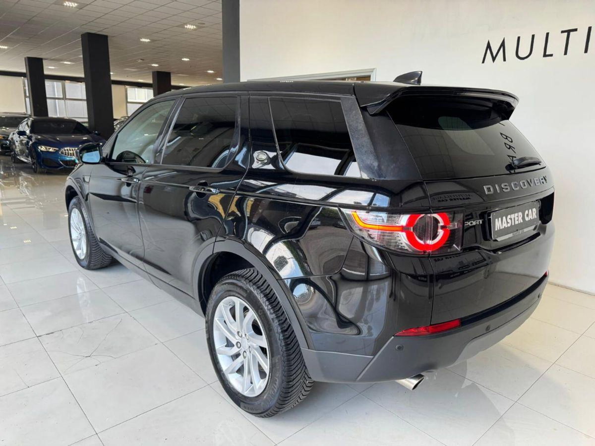 Land Rover Discovery Sport 2.0 TD4 150 CV SE (2)