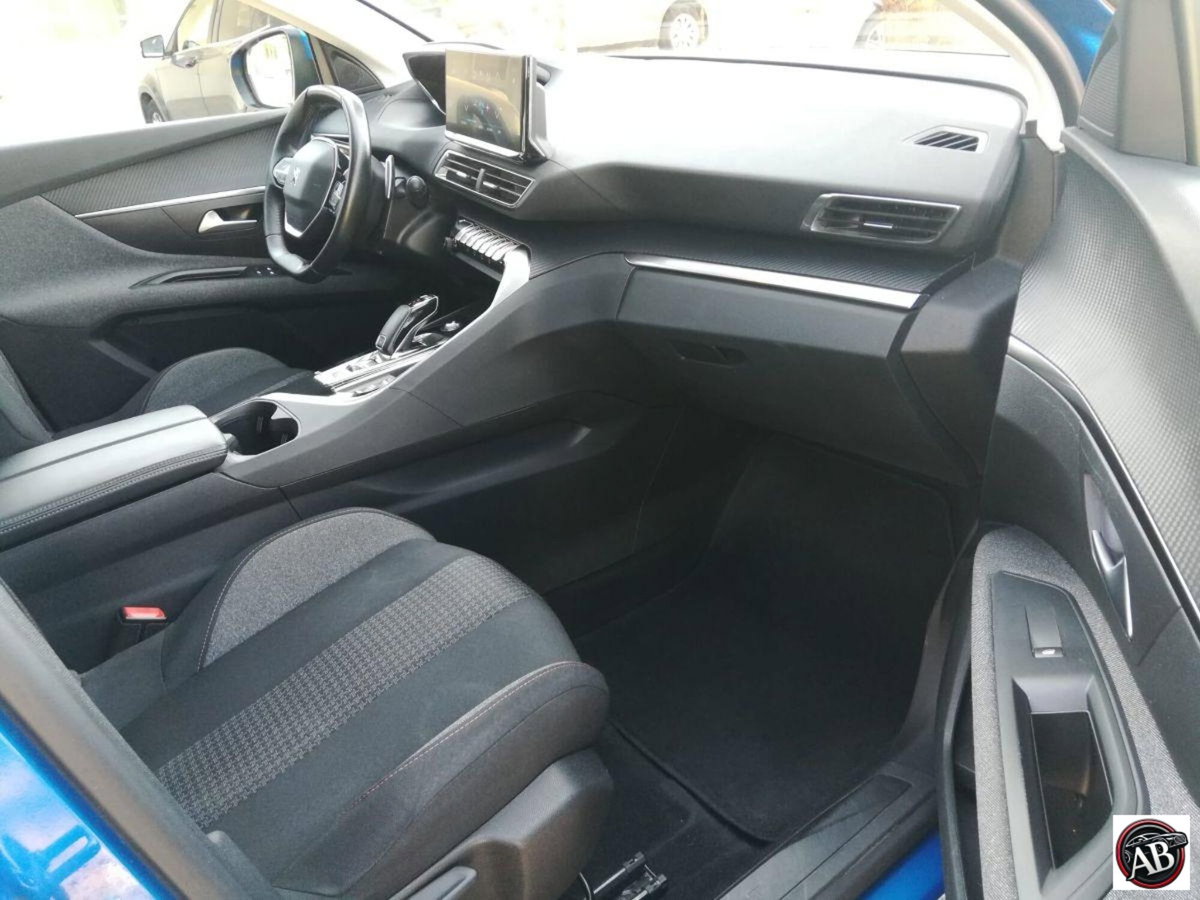 Peugeot 3008 BlueHDi 130 S&S EAT8 GT Line (14)