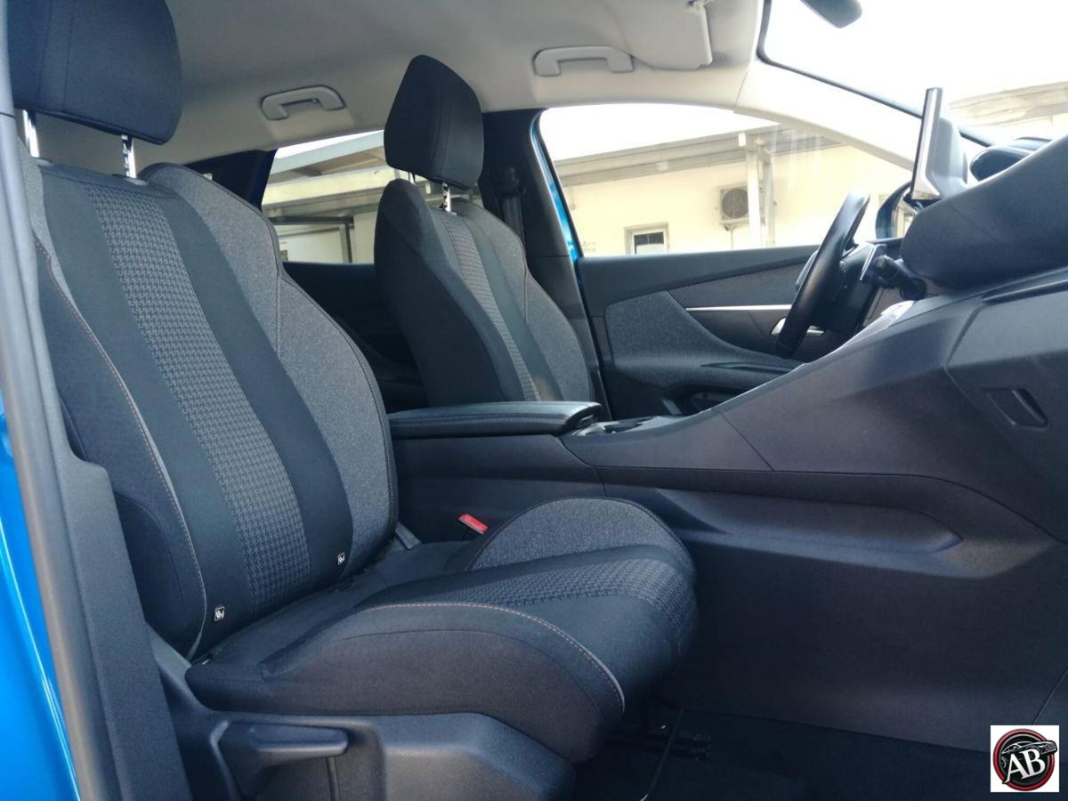 Peugeot 3008 BlueHDi 130 S&S EAT8 GT Line (15)