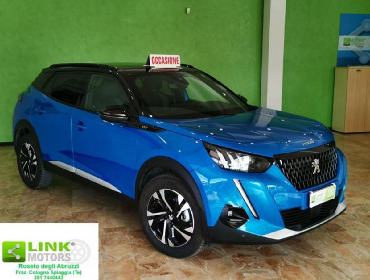 Peugeot 2008 PureTech 130 S&S EAT8 GT Pack (3)