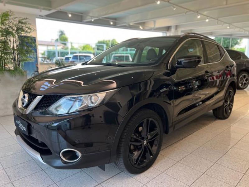 Nissan Qashqai 1.6 dCi 4WD Black Edition