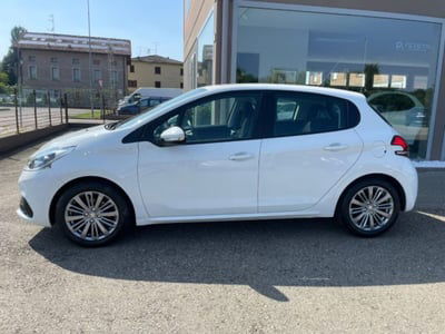 Peugeot 208 82 5 porte Allure usata