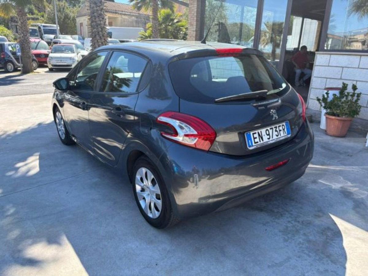 Peugeot 208 HDi 68 CV 5 porte Active (6)