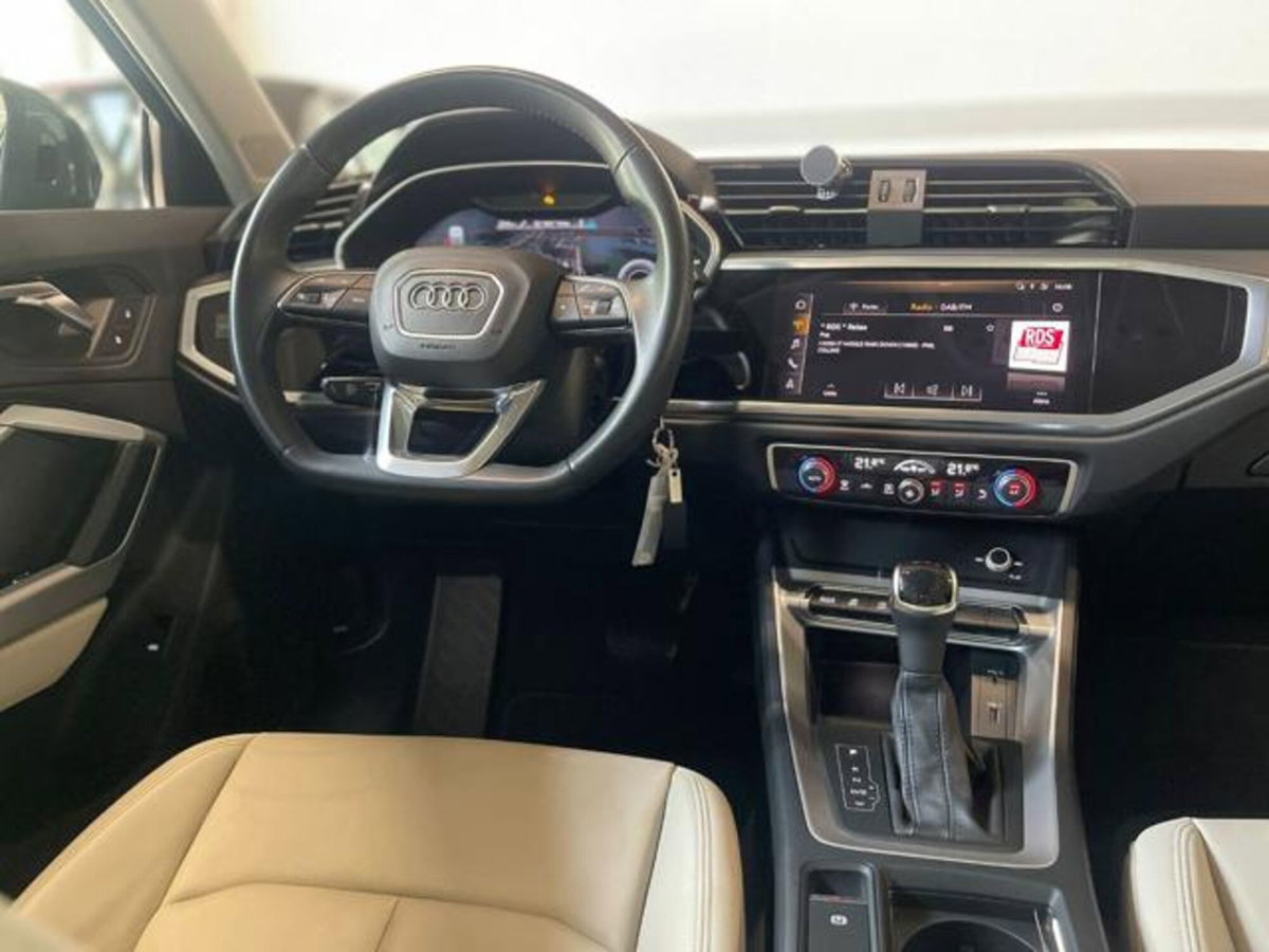 Audi Q3 45 TFSI quattro S tronic S line edition (14)