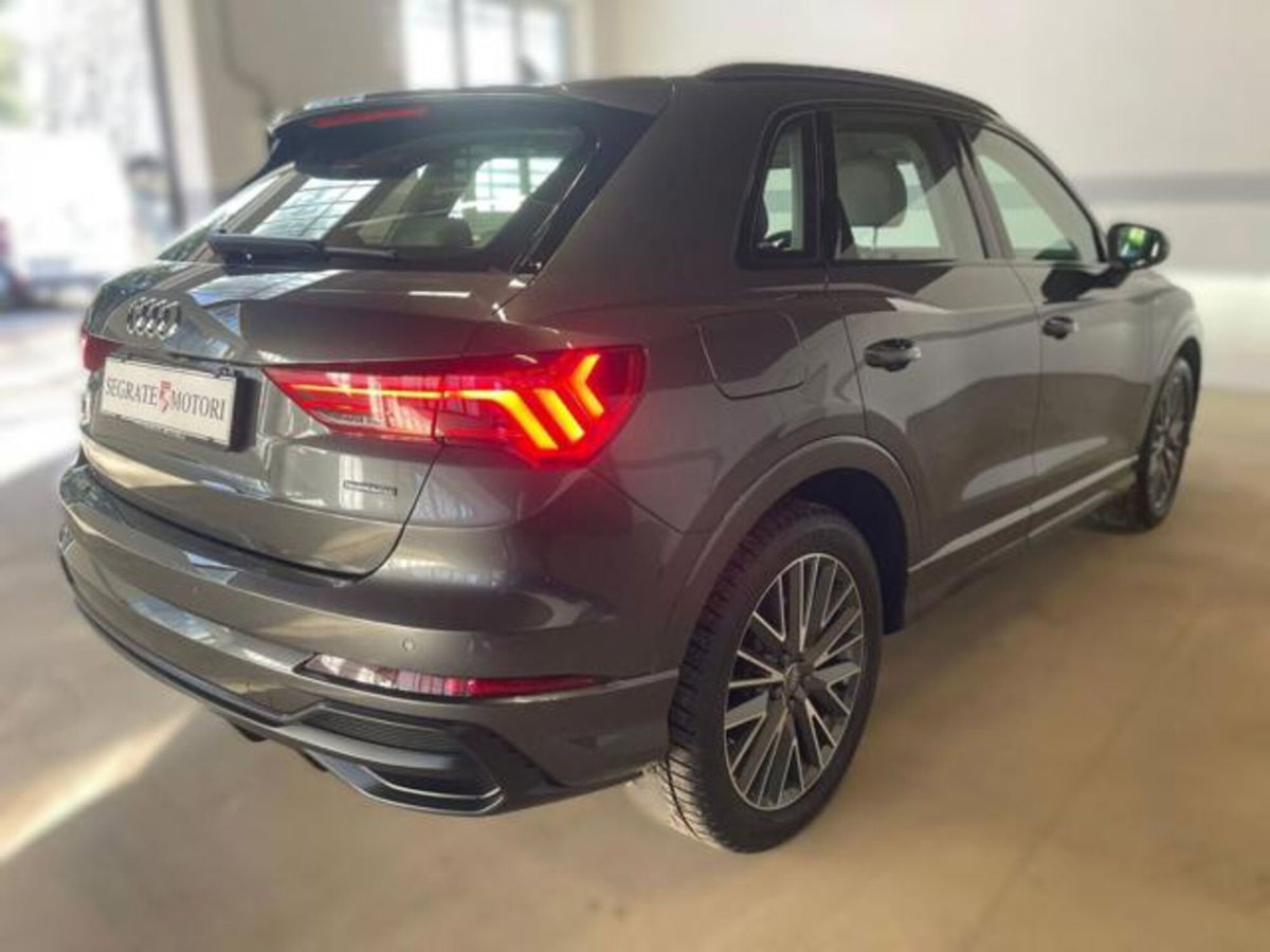 Audi Q3 45 TFSI quattro S tronic S line edition (3)
