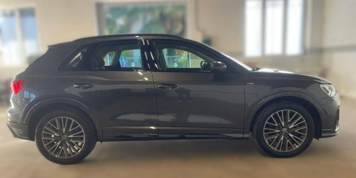 Audi Q3 45 TFSI quattro S tronic S line edition (8)