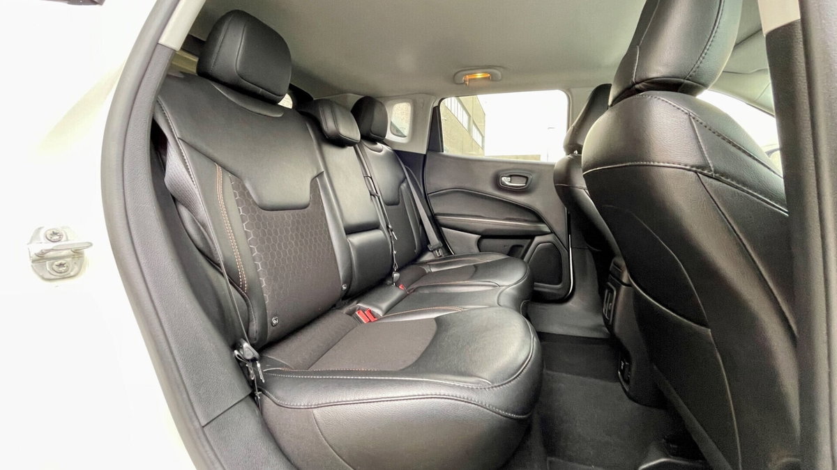 Jeep Compass 2.0 Multijet II 4WD Limited (12)