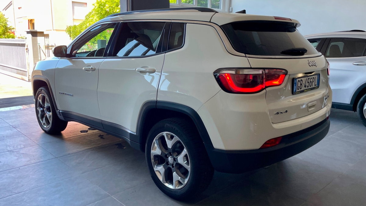 Jeep Compass 2.0 Multijet II 4WD Limited (5)