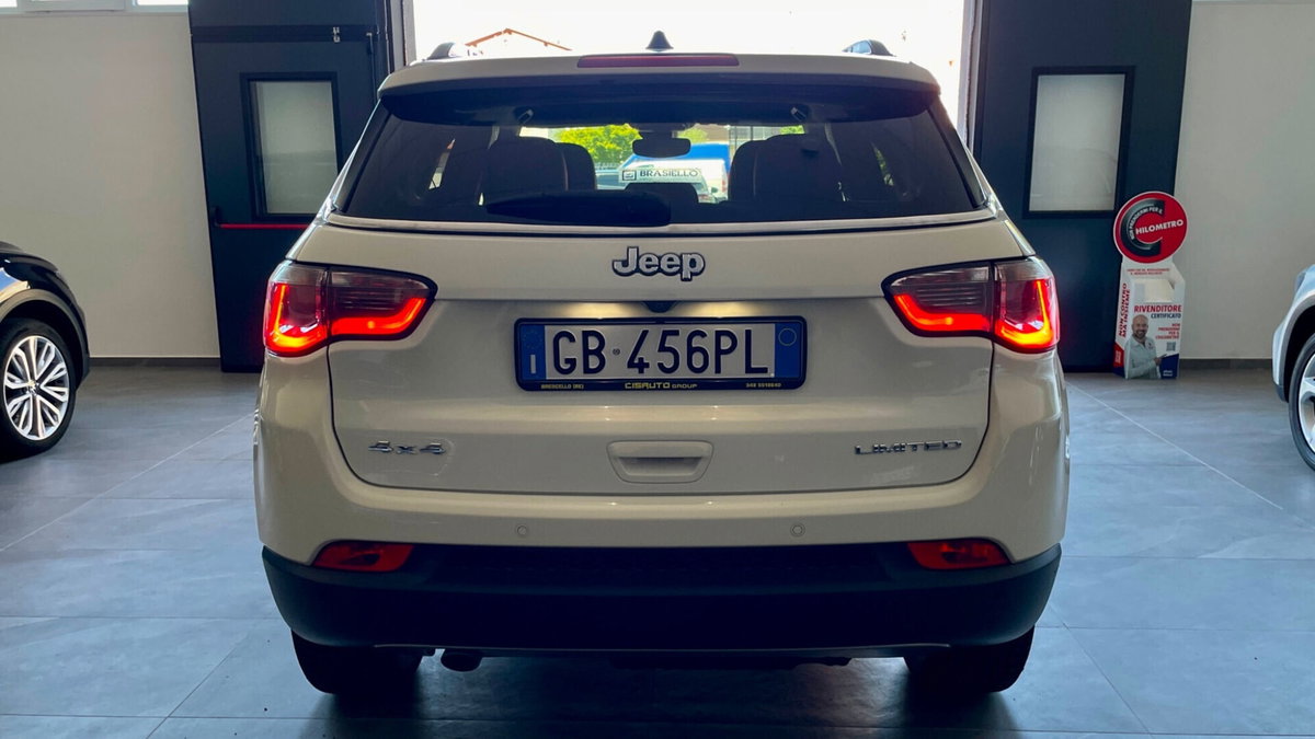 Jeep Compass 2.0 Multijet II 4WD Limited (6)