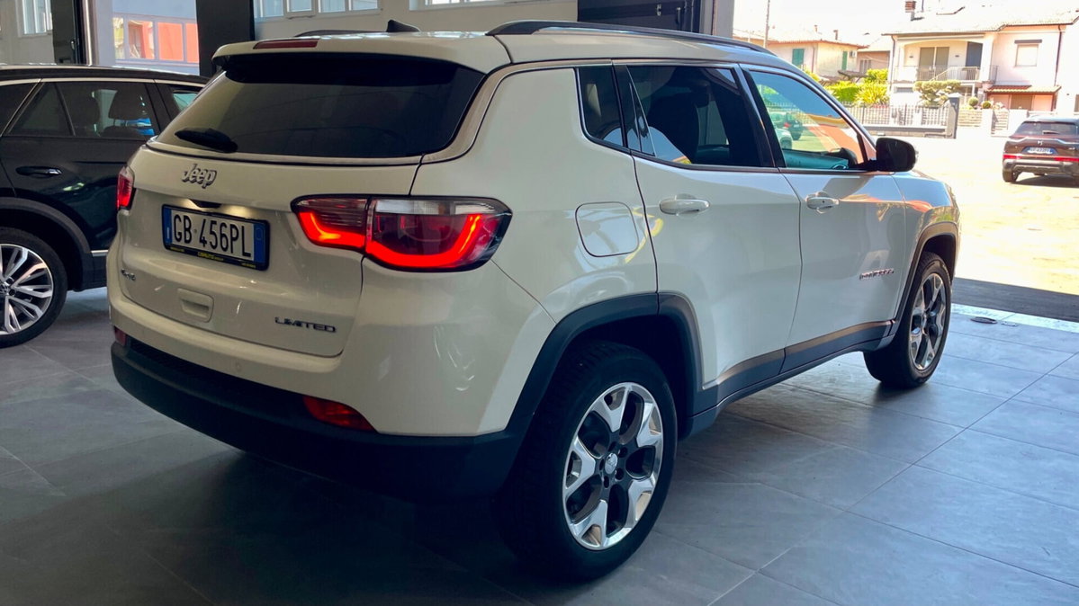 Jeep Compass 2.0 Multijet II 4WD Limited (7)