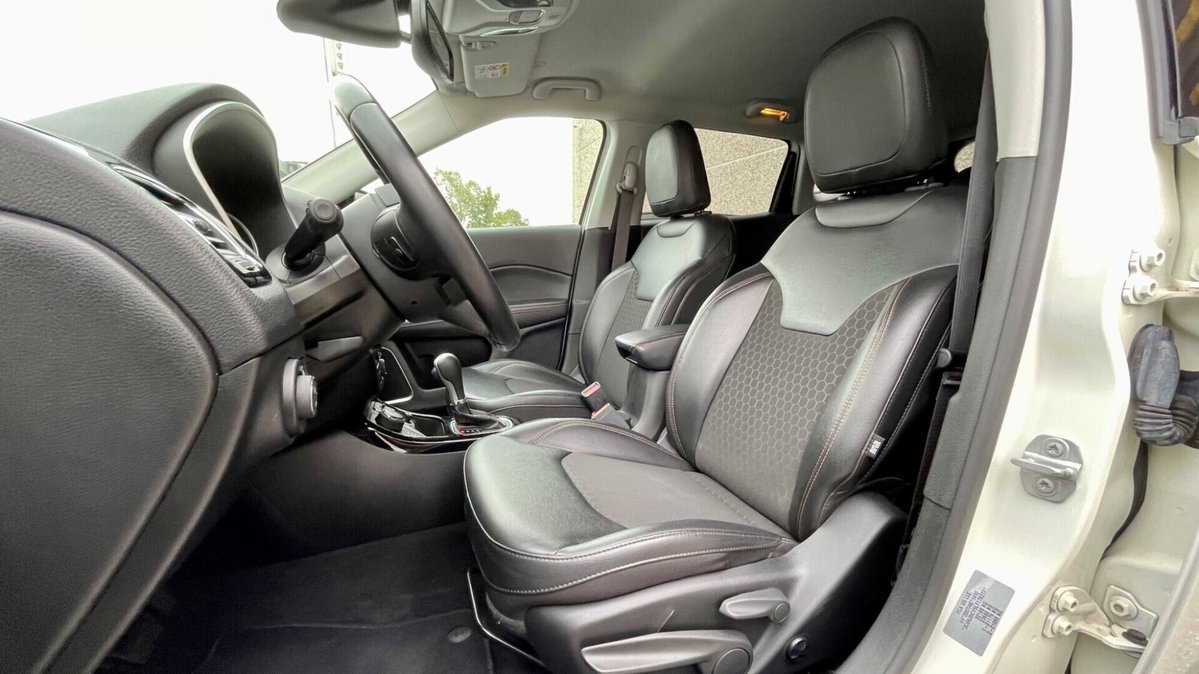 Jeep Compass 2.0 Multijet II 4WD Limited (9)
