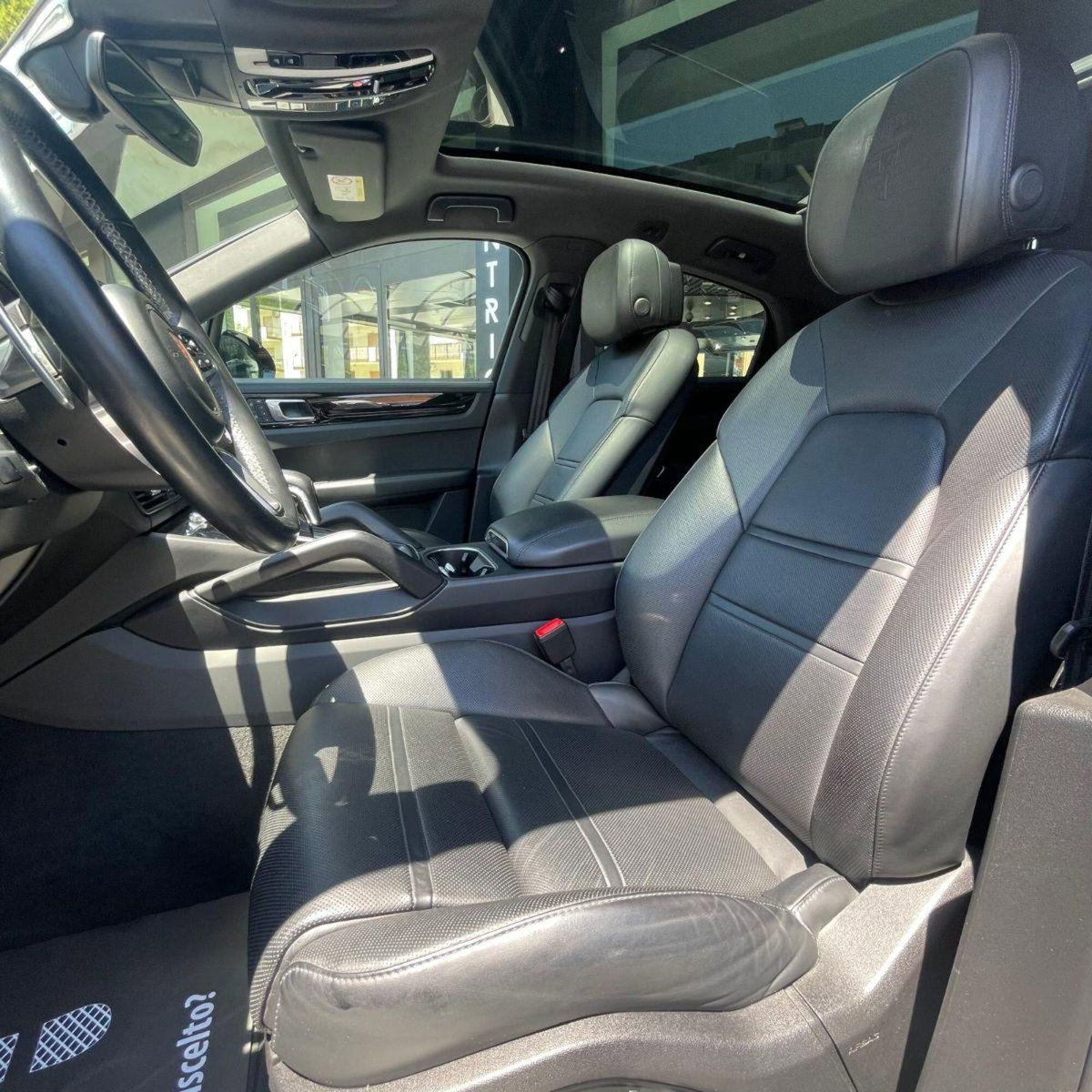 Porsche Cayenne 3.0 V6 E-Hybrid (7)