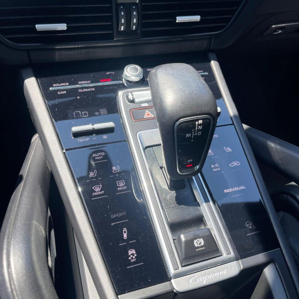 Porsche Cayenne 3.0 V6 E-Hybrid (9)