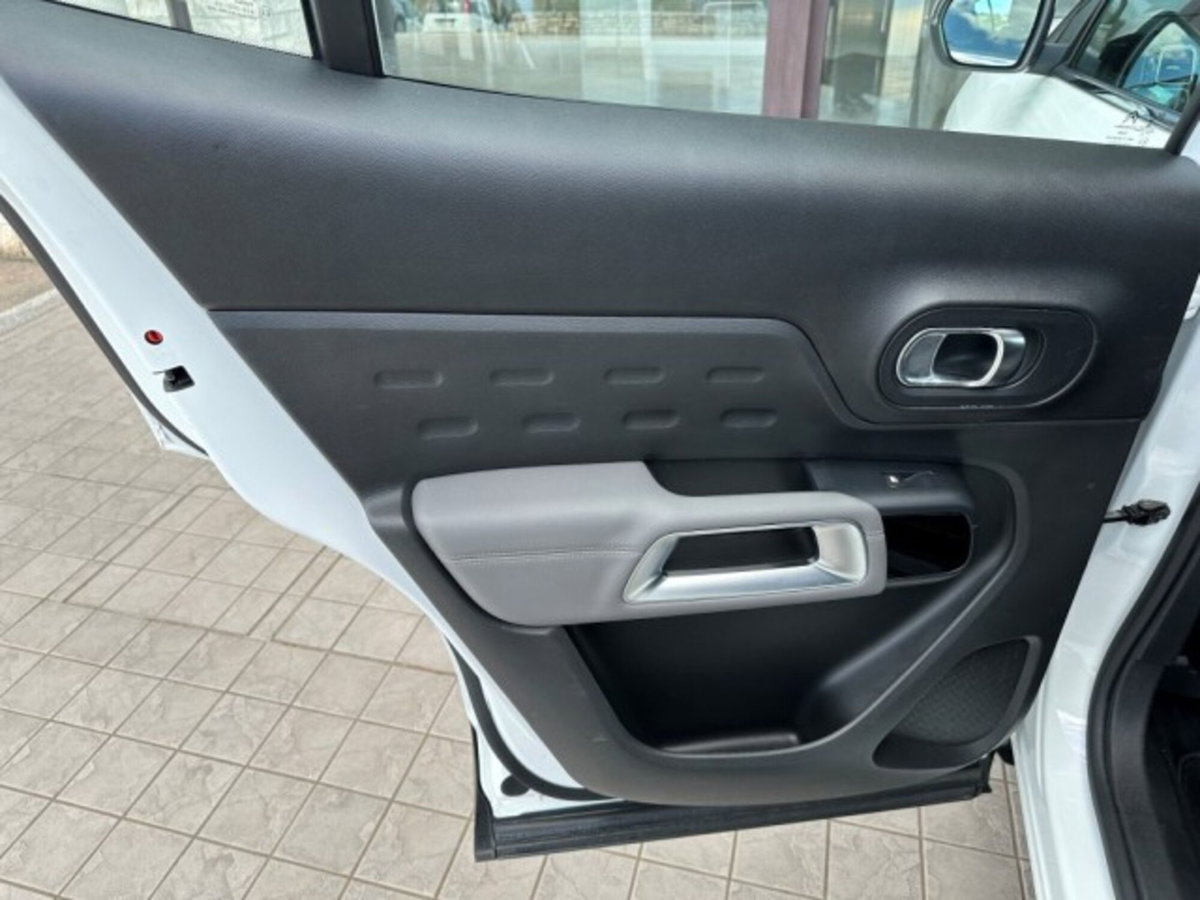Citroen C5 Aircross Aircross BlueHDi 130 S&S EAT8 Business (19)