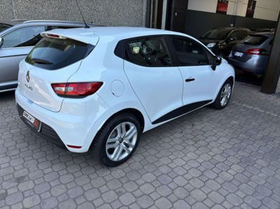 Renault Clio Sporter TCe 12V 75 CV Life usata