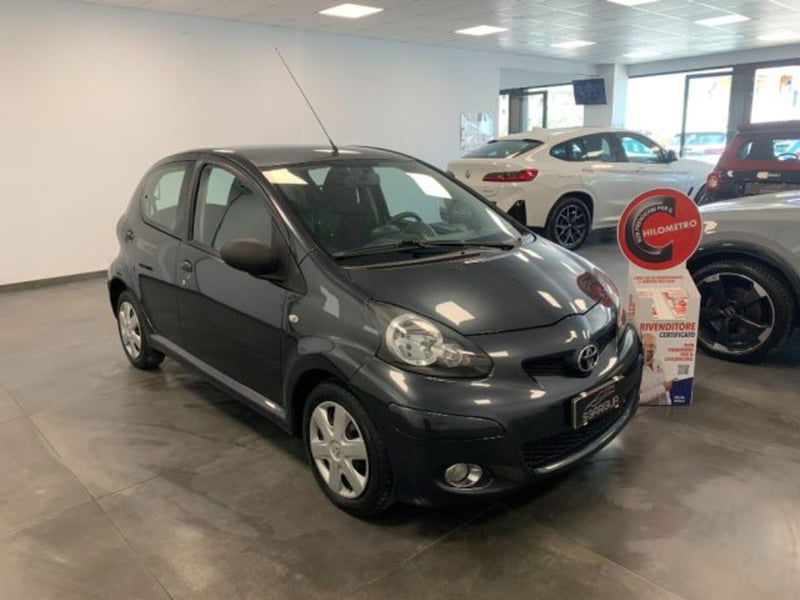 Toyota Aygo 1.0 12V VVT-i 5 porte Now Connect