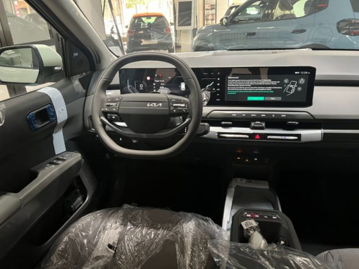 Kia EV3 81,4 kWh Air (11)