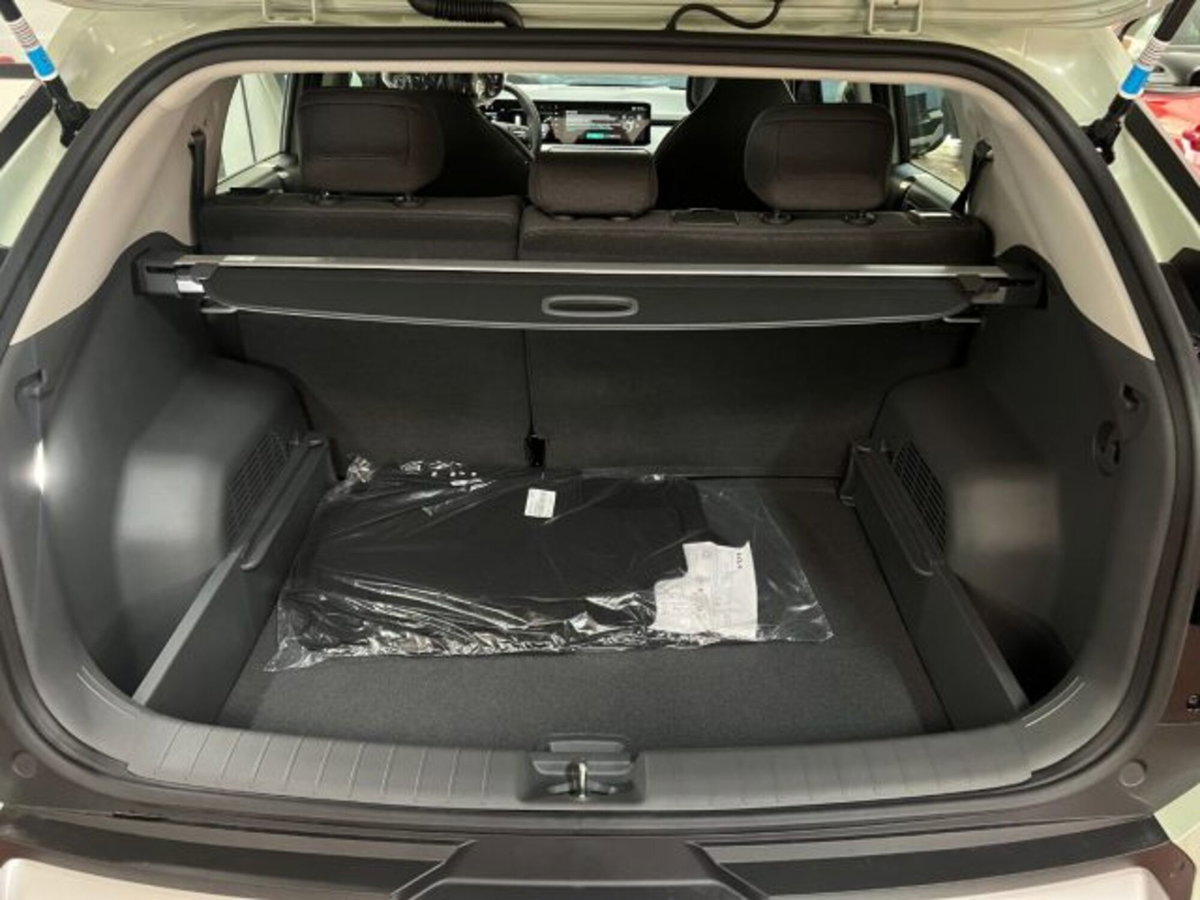 Kia EV3 81,4 kWh Air (13)