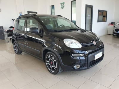 Fiat Panda 1.0 FireFly S&S Hybrid City Life usata