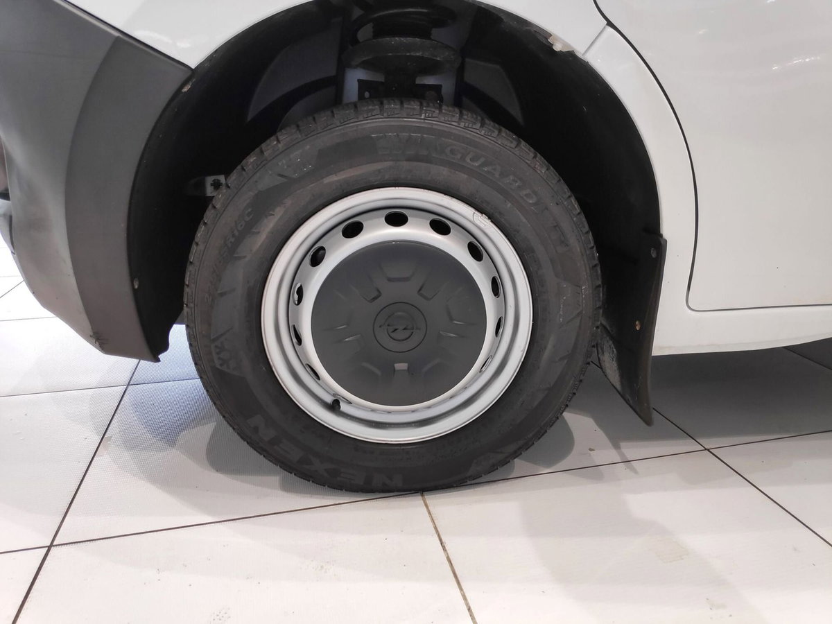 Opel Movano Furgone 35 2.3 Turbo D 135CV PM-TM FWD Furgone (9)