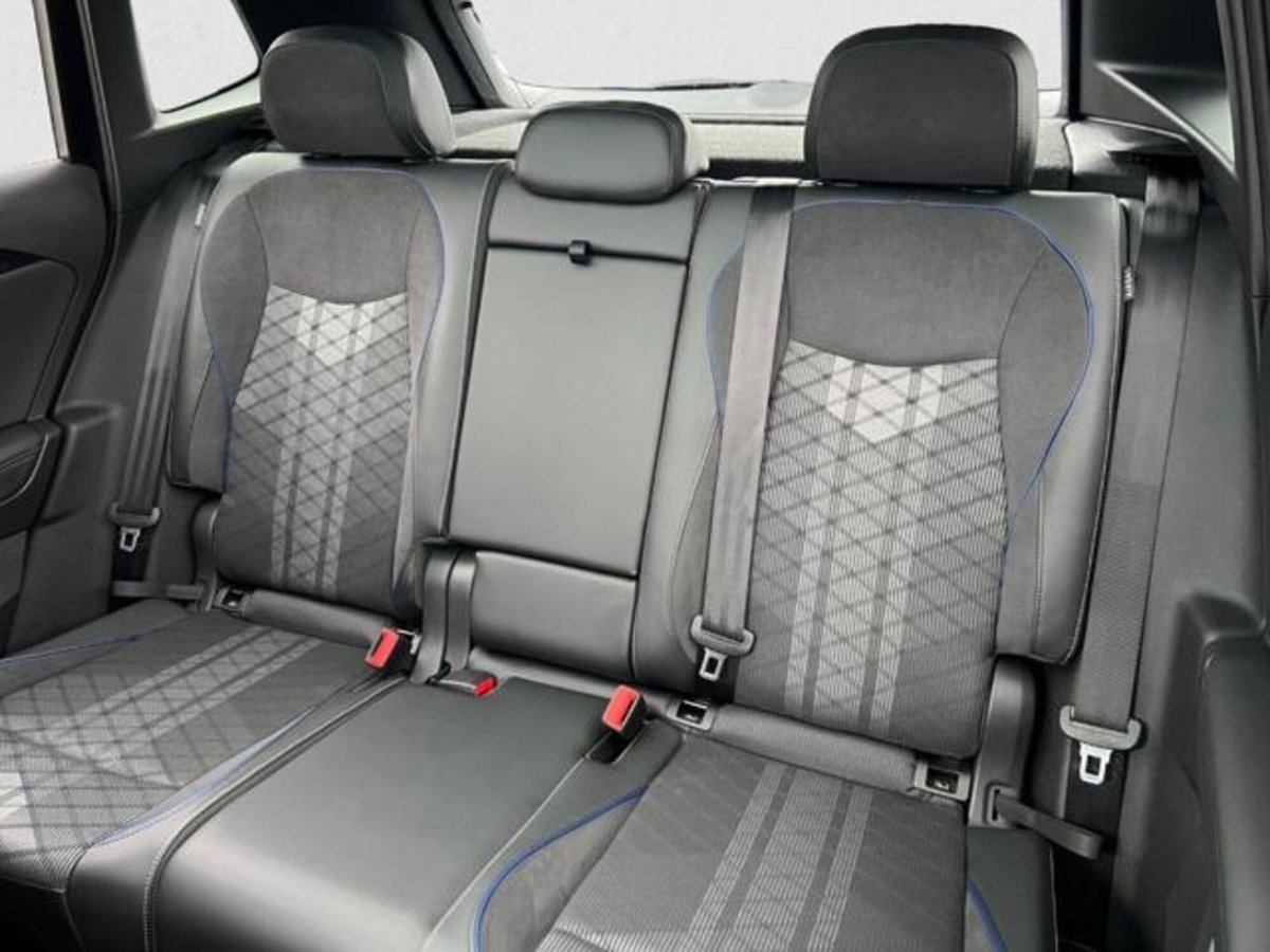 Volkswagen Tiguan Allspace 2.0 tdi R-Line 150cv dsg (11)