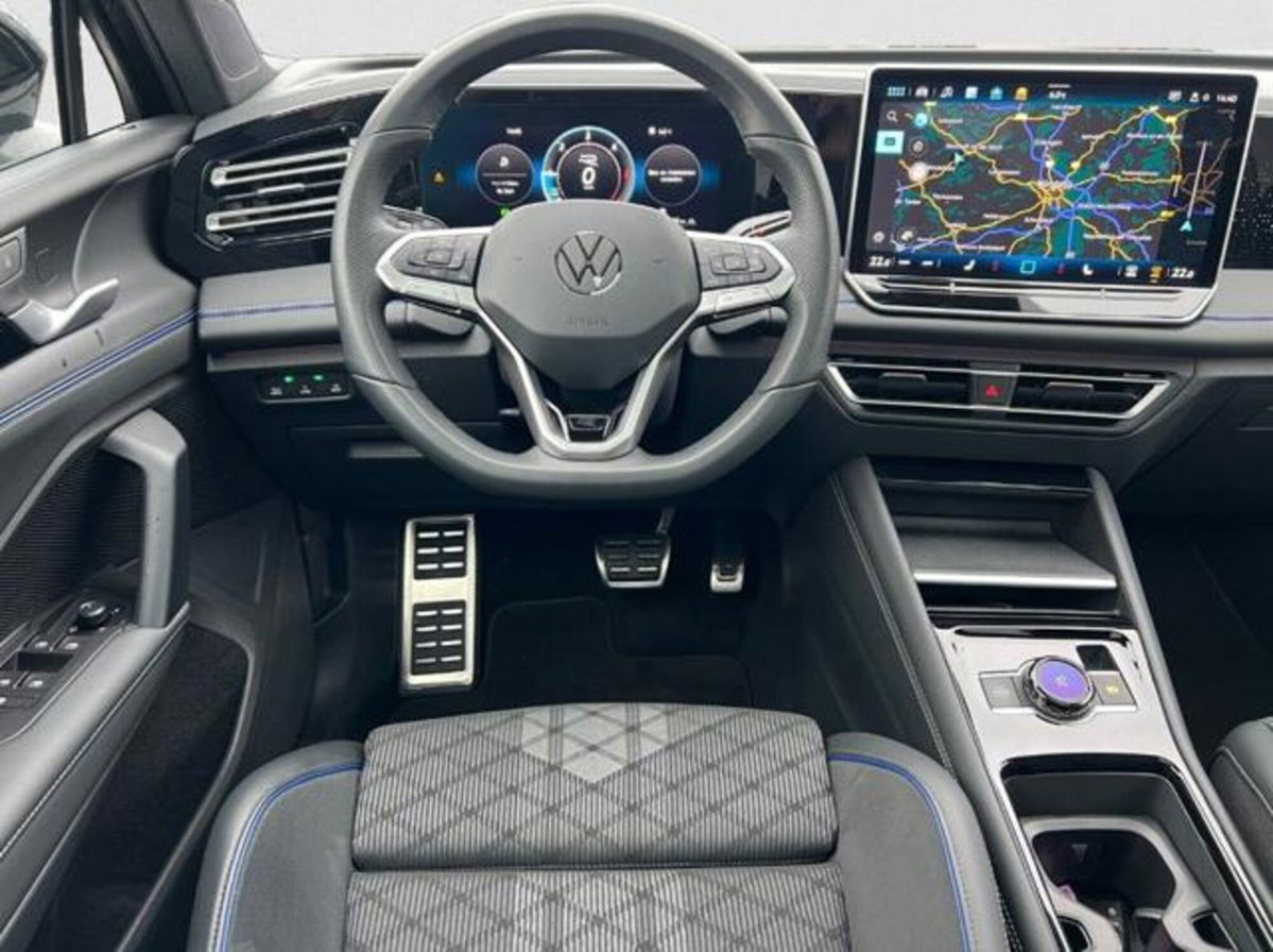 Volkswagen Tiguan Allspace 2.0 tdi R-Line 150cv dsg (12)