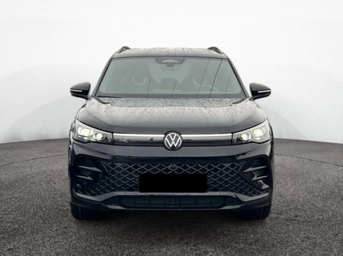 Volkswagen Tiguan Allspace 2.0 tdi R-Line 150cv dsg (4)