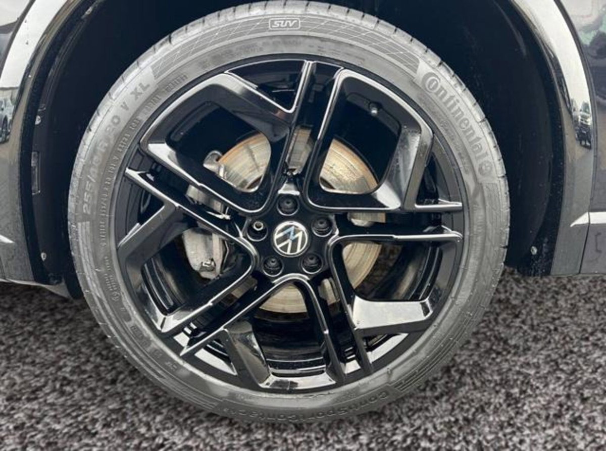 Volkswagen Tiguan Allspace 2.0 tdi R-Line 150cv dsg (9)