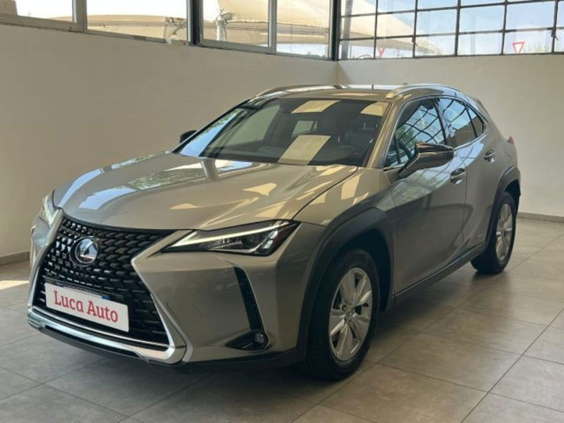 Lexus UX Hybrid 4WD Design