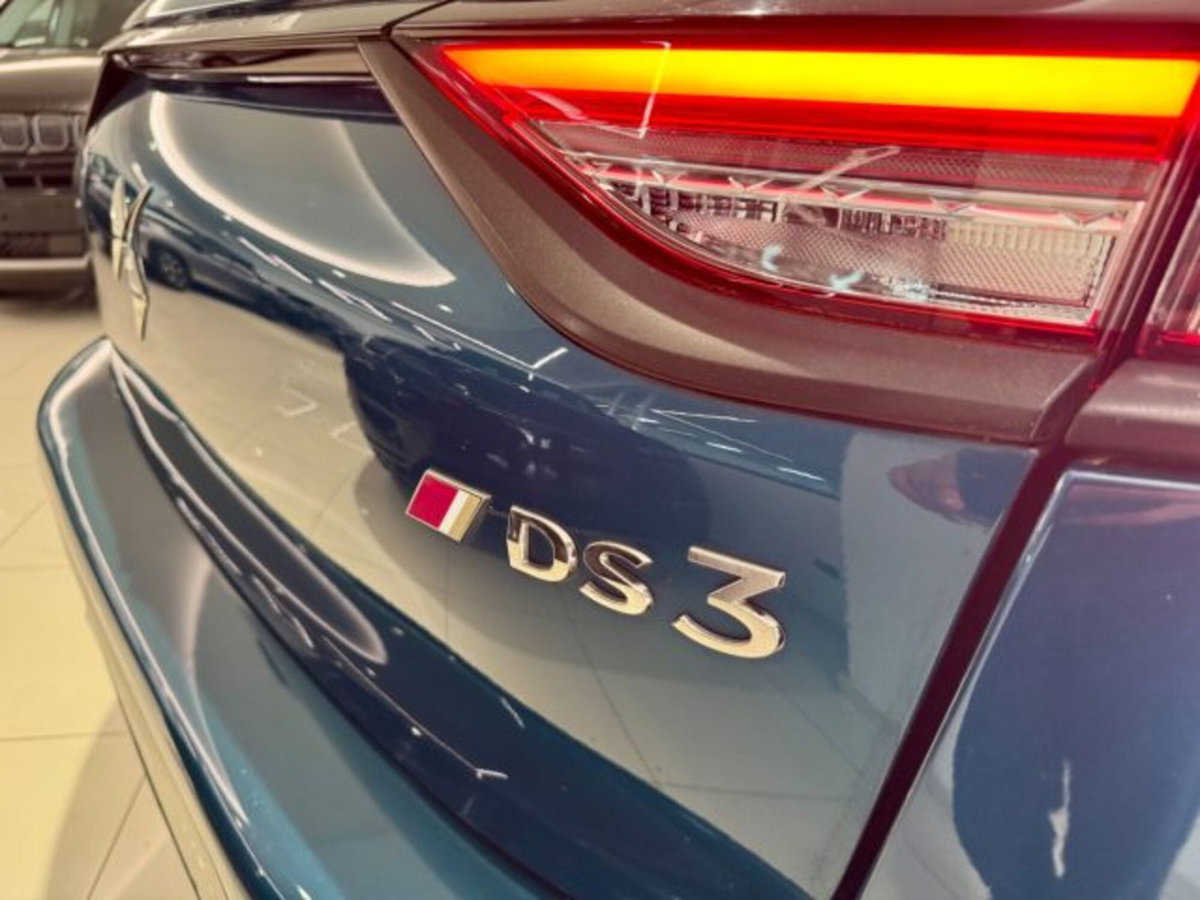 Ds DS 3 DS 3 Crossback BlueHDi 130 aut. Performance Line (11)