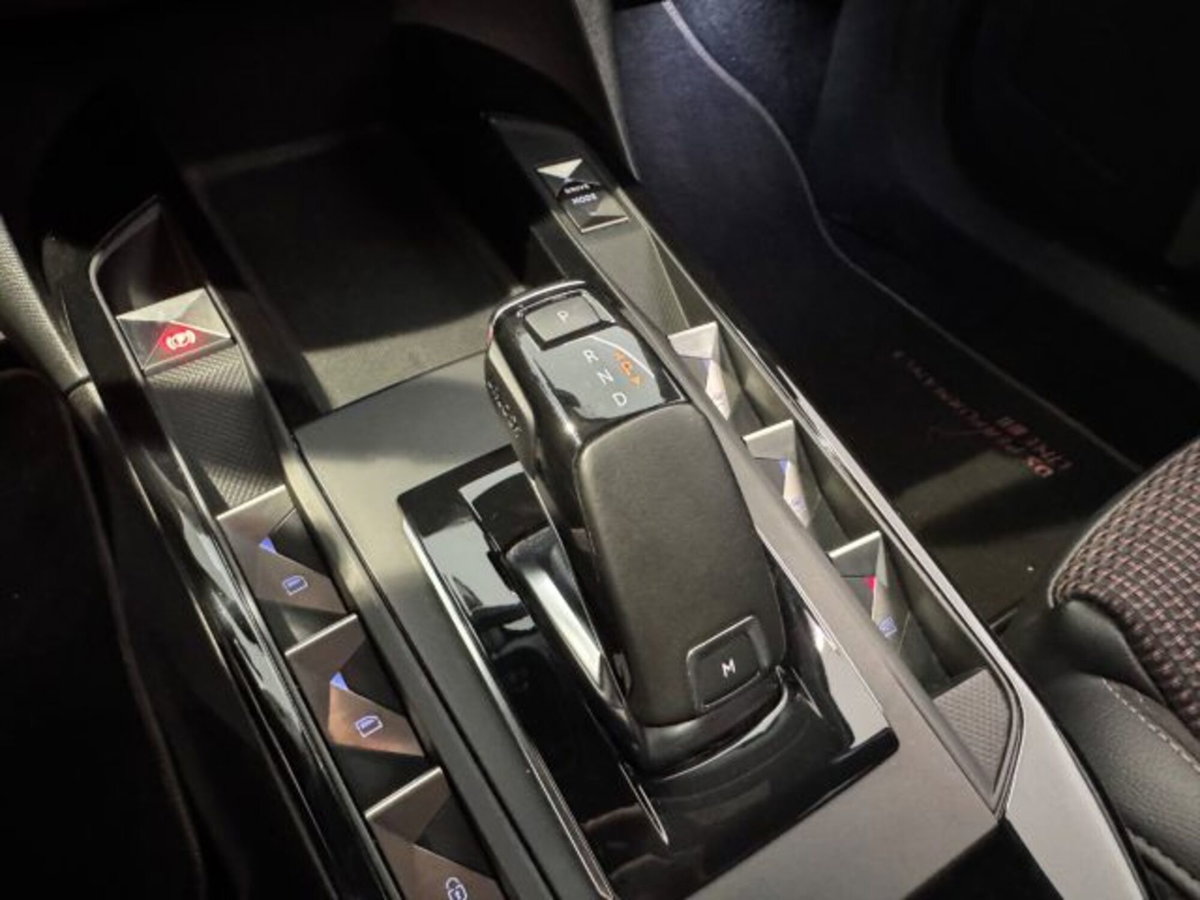 Ds DS 3 DS 3 Crossback BlueHDi 130 aut. Performance Line (17)