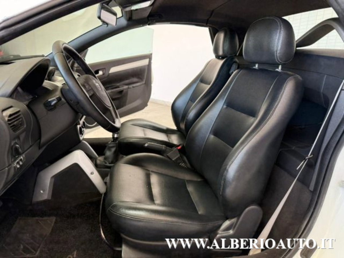 Opel Tigra TwinTop 1.3 CDTI Sport (10)
