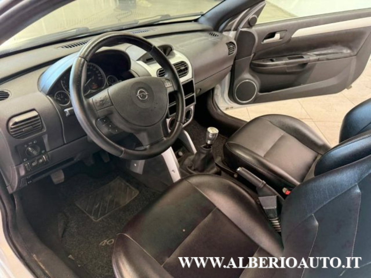 Opel Tigra TwinTop 1.3 CDTI Sport (11)